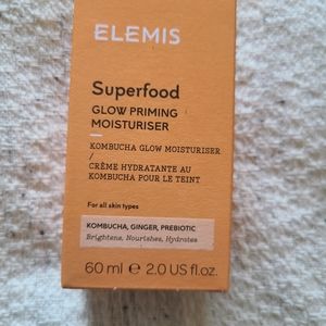 Elemis superdood glow priming moisturizer